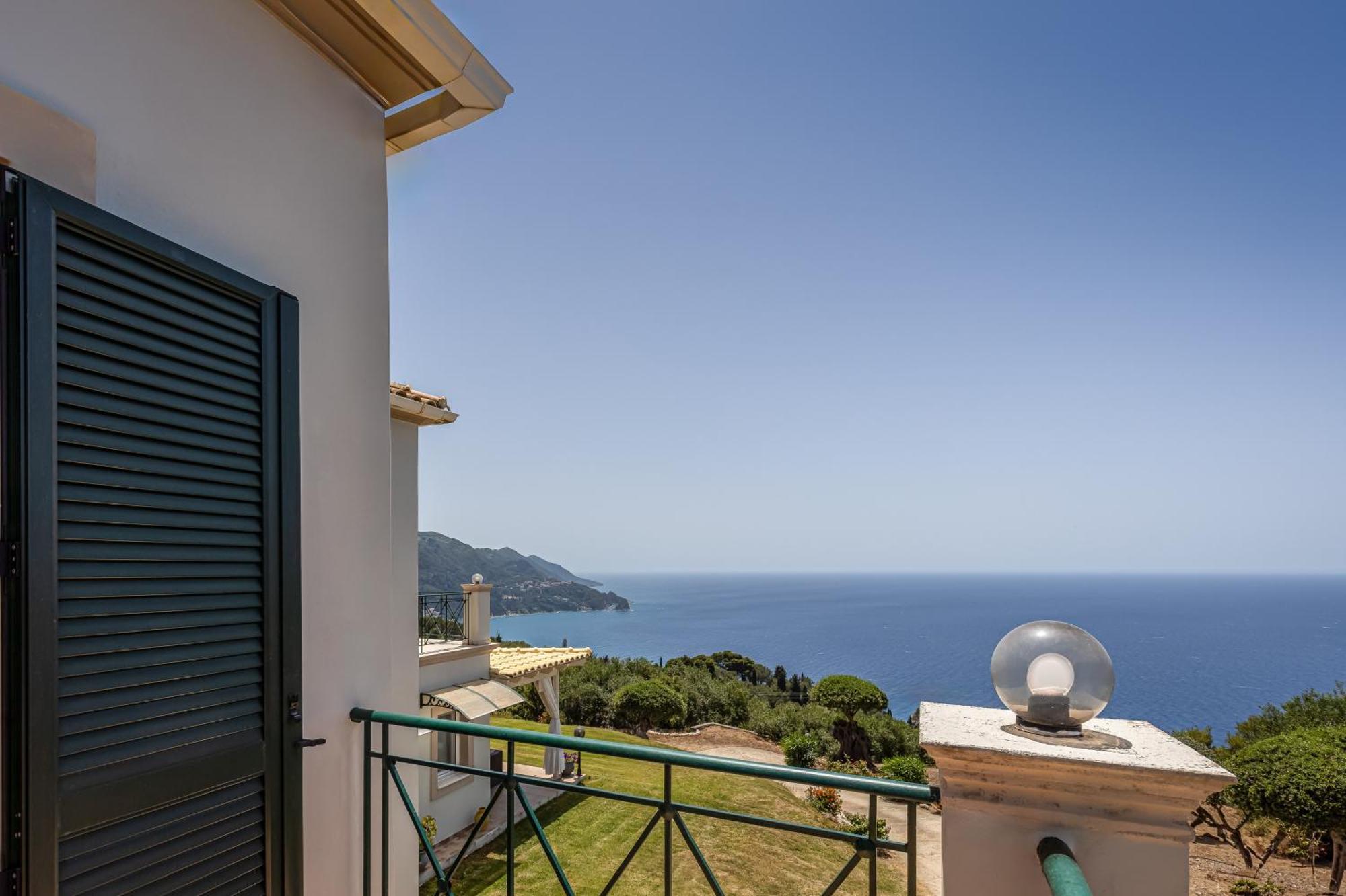 Villa Vardia-Amazing Seaviews With Heated Pool Sinarádes 외부 사진